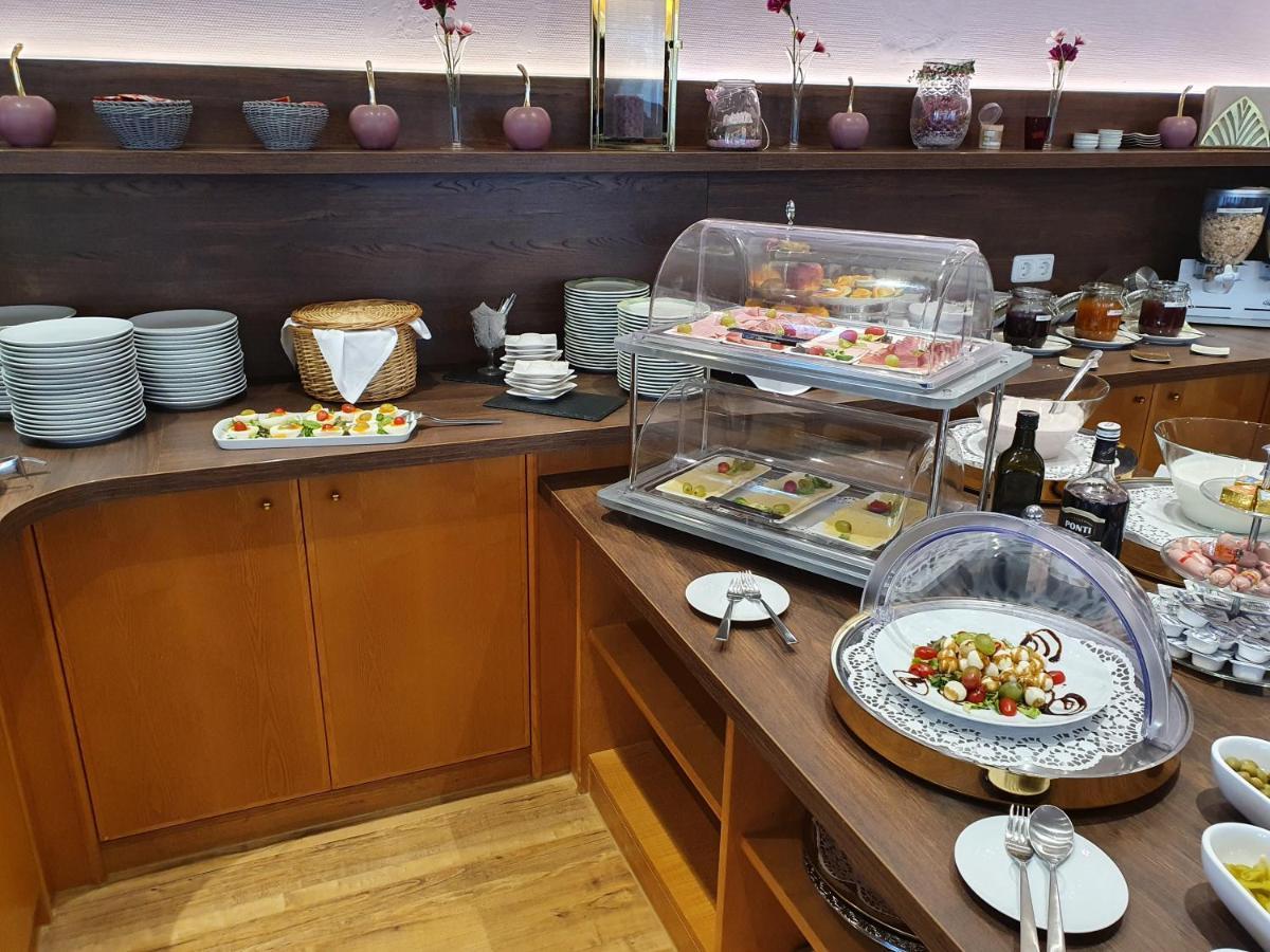 Boutique Hotel Beckenlehner Унтерхахинг Экстерьер фото