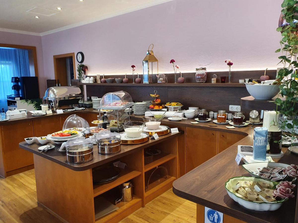 Boutique Hotel Beckenlehner Унтерхахинг Экстерьер фото