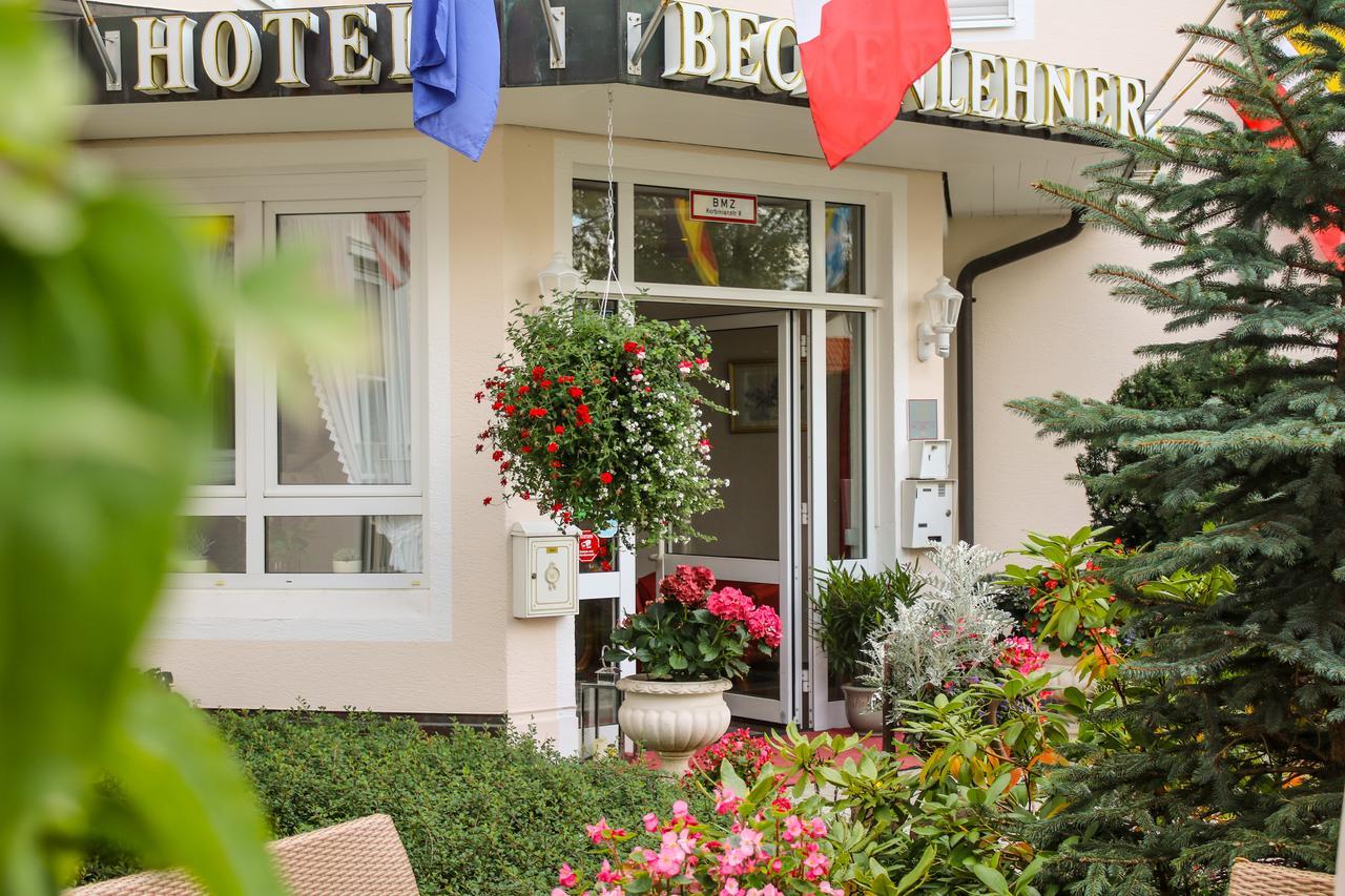 Boutique Hotel Beckenlehner Унтерхахинг Экстерьер фото